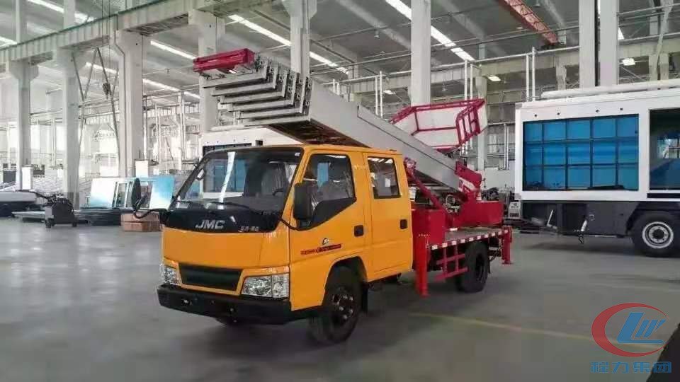 江鈴28米國(guó)產(chǎn)云梯搬家車(chē)